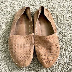 Adam tucker loafers size 6